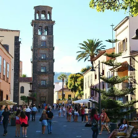 La Laguna Apartment *